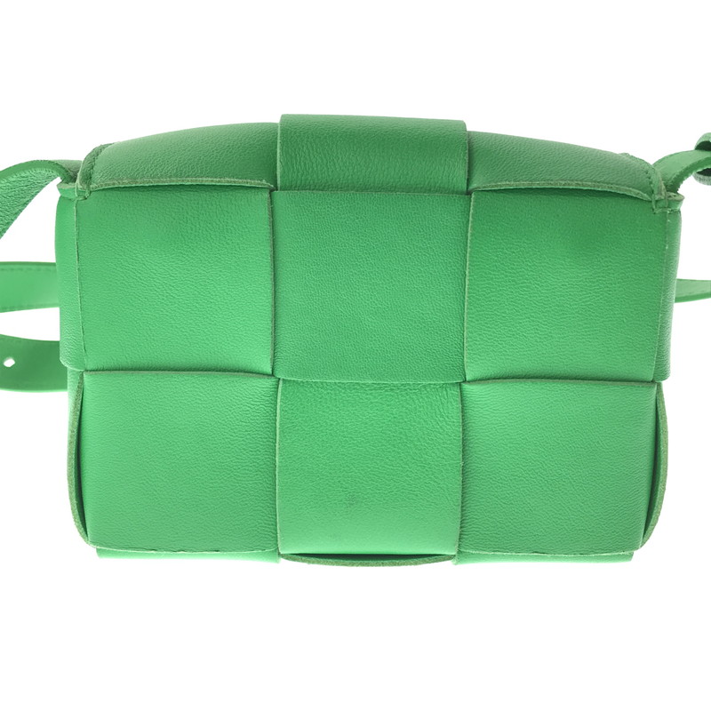【中古品】【レディース】 BOTTEGA VENETA ボッテガ ヴェネッタ MAXI INTRECCIATO CANDY CASSETTE マキシイントレチャート キャンディ カセット ショルダーバッグ 180-261016-rt-04-tagh カラー：グリーン 万代Net店