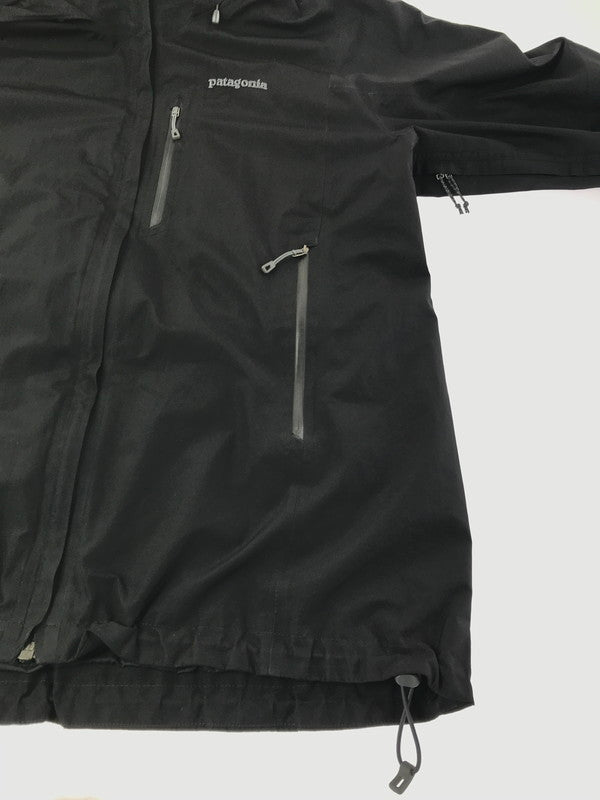 【中古品】【メンズ】 PATAGONIA パタゴニア PIOLET JACKET 83381FA17 ピオレット ジャケット ライトアウター 144-261011-na-18-tagh サイズ：L カラー：ブラック 万代Net店