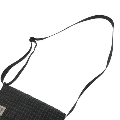 【中古品】【メンズ】 NEIGHBORHOOD ネイバーフッド REFLECTIVE MINI SHOULDER BAG リフレクティブ ミニ ショルダーバッグ カバン 188-261017-na-03-tagh カラー：ブラック 万代Net店