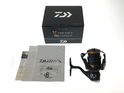 【中古美品】 DAIWA ダイワ 21 PRESSO LT2000SS-P 21プレッソ スピニングリール 釣り 釣り具等 134-261020-na-09-tagh 万代Net店