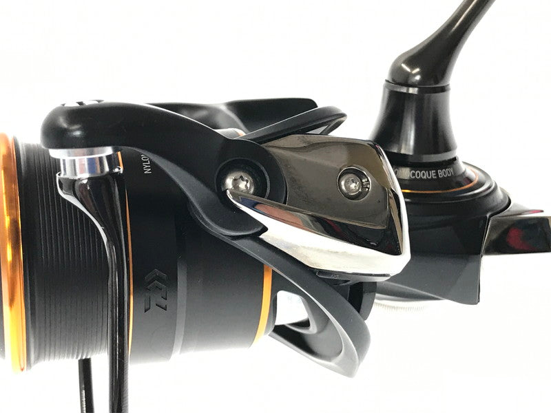 【中古美品】 DAIWA ダイワ 21 PRESSO LT2000SS-P 21プレッソ スピニングリール 釣り 釣り具等 134-261020-na-09-tagh 万代Net店