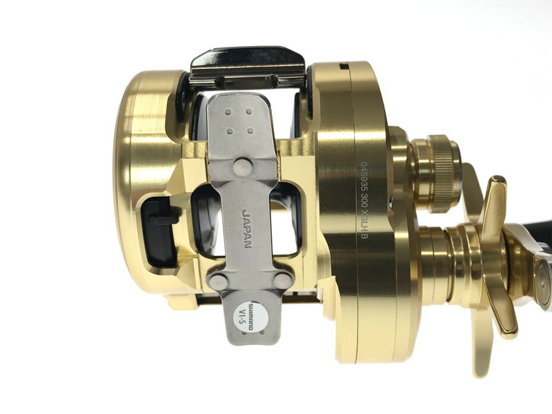 【中古美品】 SHIMANO シマノ 23 CALCUTTA CONQUEST MD 300XGLH 23 カルカッタ コンクエスト 右ハンドル ベイトリール 釣り 釣り具等 134-261019-na-26-tagh 万代Net店