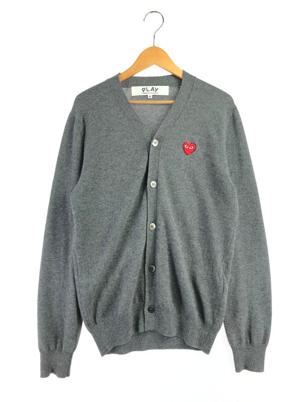 【中古品】【メンズ】 PLAY COMME des GARCONS プレイコムデギャルソン V-NECK CARDIGAN AX-N803 Vネック カーディガン 140-261019-na-13-tagh サイズ：M カラー：グレー 万代Net店