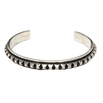 【中古品】【メンズ】 FANTASTIC MAN ファンタスティックマン STUDS BANGLE R W刻印 スタッズ バングル アクセサリー 192-261030-rt-18-tagh カラー：シルバー 万代Net店