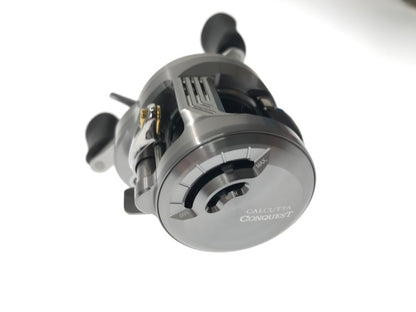 【中古美品】 SHIMANO シマノ 26 CALCUTTA CONQUEST DC100HG 26カルカッタコンクエスト 右ハンドル ベイトリール 釣り 釣り具等 134-261019-na-27-tagh 万代Net店