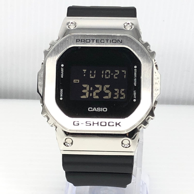【中古品】【メンズ】 G-SHOCK ジーショック 5600SERIES GM-5600U-1JF DIGITAL QUARTZ WATCH デジタル クォーツ 腕時計 196-261030-rt-19-tagh カラー：シルバー/ブラック 万代Net店