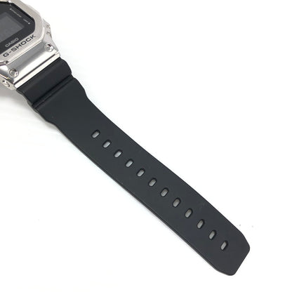 【中古品】【メンズ】 G-SHOCK ジーショック 5600SERIES GM-5600U-1JF DIGITAL QUARTZ WATCH デジタル クォーツ 腕時計 196-261030-rt-19-tagh カラー：シルバー/ブラック 万代Net店