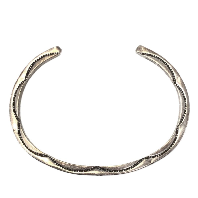 【中古品】【メンズ】 NAVAJO ELAINE TAHE作 ナバホ イレーヌ タヒ STERLING STAMP WORK BANGLE スターリング スタンプ ワーク バングル アクセサリー 191-261030-rt-08-tagh カラー：シルバー 万代Net店