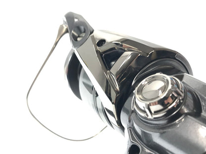【中古美品】 SHIMANO シマノ 24 TWINPOWER 24 ツインパワー C5000XG スピニングリール 釣り 釣り具等 134-261028-rt-27-tagh 万代Net店