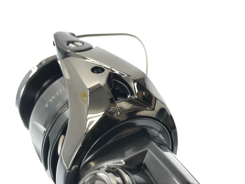 【中古美品】 SHIMANO シマノ 24 TWINPOWER 24 ツインパワー C5000XG スピニングリール 釣り 釣り具等 134-261028-rt-27-tagh 万代Net店