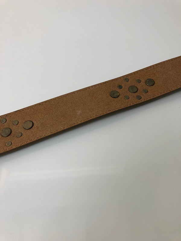 【中古品】【メンズ】 NEEDLES ニードルス SQUARE STUDS BELT-SUEDE LEATHER スクエア スタッズベルト スエードレザー 服飾雑貨 アクセサリー 205-260615-kk-12-hon カラー：TAUPE 万代Net店