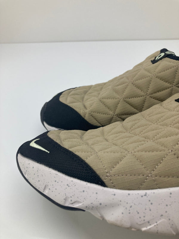 【中古品】【メンズ】 NIKE ナイキ ACG MOC 3.0 CI9367-200 オールコンディションズギア エア モック 3.0 スニーカー 靴 178-260724-kk-01-hon カラー：KHAKI/BARELY-VOLT-BLACK 万代Net店