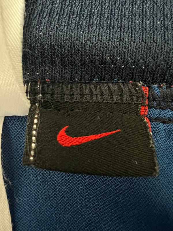 【中古品】【メンズ】 NIKE ナイキ FC BARCELONA 2004/05 AWAY UNIFORM FCバルセロナ アウェイ ユニフォーム ゲームシャツ 178-260719-kk-06-hon カラー：ネイビー/ブルー 万代Net店