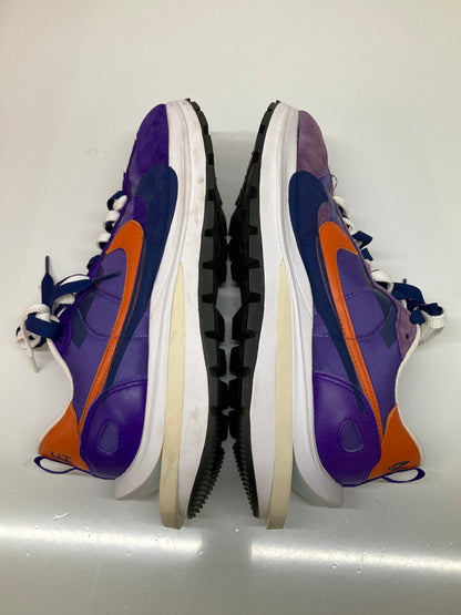 【現状渡し品】【メンズ】 NIKE ナイキ × SACAI サカイ 別注 コラボ VAPORWAFFLE/SACAI DD1875-500 ベイパーワッフル スニーカー 靴 160-260718-kk-02-hon カラー：DARK IRIS/CAMPFIRE ORANGE 万代Net店