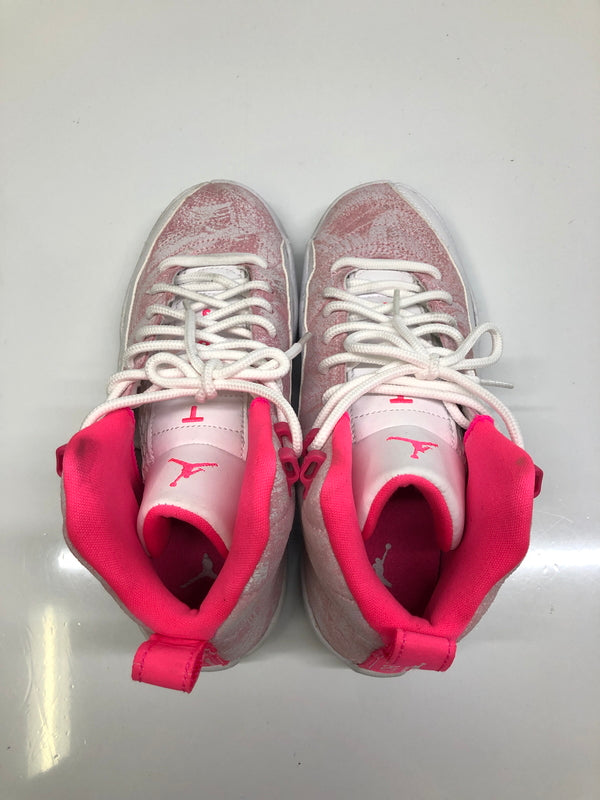 【中古品】【レディース】 NIKE ナイキ AIR JORDAN 12 RETRO GS 510815-101 エアジョーダン 12 レトロ GS スニーカー 靴 シューズ 178-260910-YS-02-hon サイズ：23.5 カラー：ピンク系 万代Net店