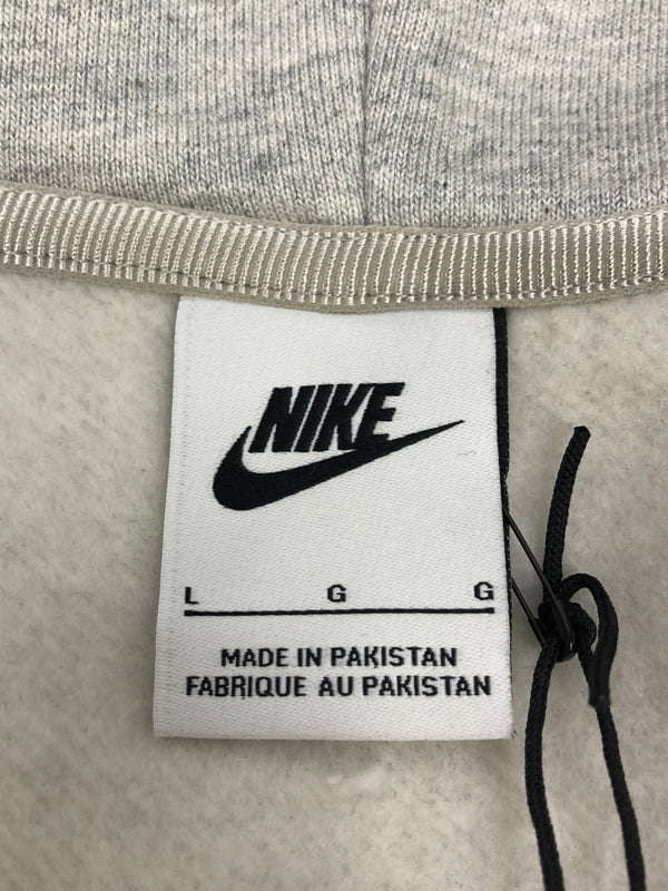 【中古美品】【メンズ】 STUSSY ステューシー × NIKE ナイキ 23AW FJ9181-050 FLEECE ZIP HOODIE フリース フルジップパーカー 142-260823-AS-19-hon サイズ：L カラー：グレー 万代Net店