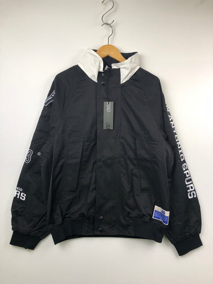【中古美品】【メンズ】 NBA エヌビーエー × WIND AND SEA ウィンダンシー 24SS WDS-C-NBA5-24-Q3-01 NYLON BLOUSON SAN ANTONIO SPURS アウター ナイロンブルゾン 142-260823-AS-17-hon サイズ：L カラー：ブラック 万代Net店