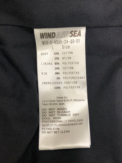 【中古美品】【メンズ】 NBA エヌビーエー × WIND AND SEA ウィンダンシー 24SS WDS-C-NBA5-24-Q3-01 NYLON BLOUSON SAN ANTONIO SPURS アウター ナイロンブルゾン 142-260823-AS-17-hon サイズ：L カラー：ブラック 万代Net店