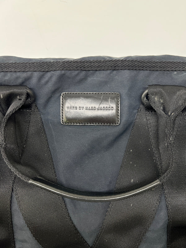 【中古品】【メンズ/レディース】 MARC BY MARC JACOBS マークバイマークジェイコブス AVIATOR 2WAY SHOULDER BAG 0225.51 アビエイター 2ウェイ ショルダーバッグ カバン 180-260815-kk-27-hon カラー：ネイビー 万代Net店