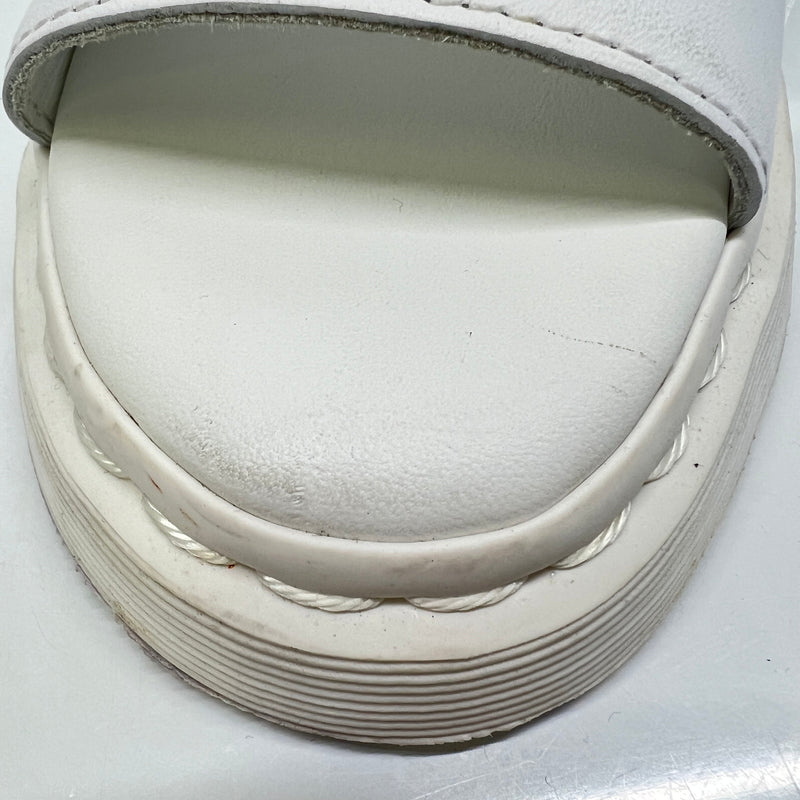 【中古品】【レディース】 Dr.Martens ドクターマーチン GRYPHON AW006 グリフォン レザーストラップサンダル 靴 167-260807-kk-08-hon サイズ：UK 4 カラー：WHITE 万代Net店