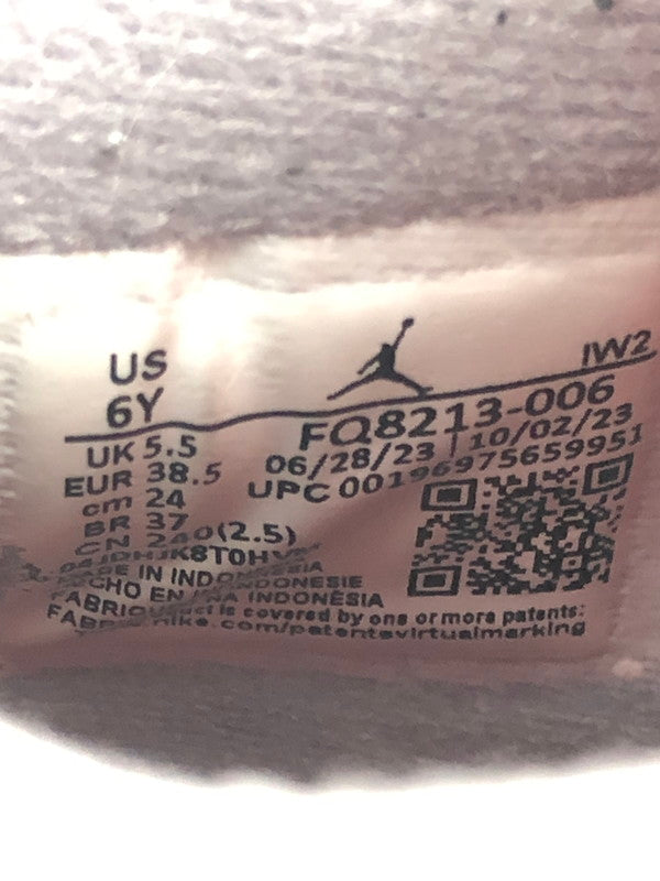 【中古品】【レディース】 NIKE ナイキ AIR JORDAN 4 RETRO GS FQ8213-006 エアジョーダン 4 レトロ スニーカー 靴 166-241212-SY-06-iwa カラー：BLACK/FIRE RED-CEMENT GREY-SUMMIT WHITE 万代Net店