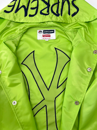 【中古品】【メンズ】 Supreme シュプリーム 15SS MAJESTIC NY YANKEES SATIN HOODED COACHES JACKET マジェスティック ヤンキース サテン フーデッド コーチジャケット ライトアウター 149-260705-kk-03-hon サイズ：S カラー：グリーン 万代Net店