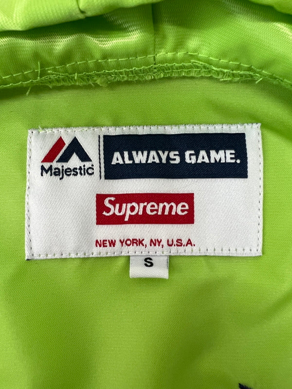 【中古品】【メンズ】 Supreme シュプリーム 15SS MAJESTIC NY YANKEES SATIN HOODED COACHES JACKET マジェスティック ヤンキース サテン フーデッド コーチジャケット ライトアウター 149-260705-kk-03-hon サイズ：S カラー：グリーン 万代Net店