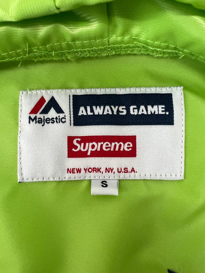 【中古品】【メンズ】 Supreme シュプリーム 15SS MAJESTIC NY YANKEES SATIN HOODED COACHES JACKET マジェスティック ヤンキース サテン フーデッド コーチジャケット ライトアウター 149-260705-kk-03-hon サイズ：S カラー：グリーン 万代Net店