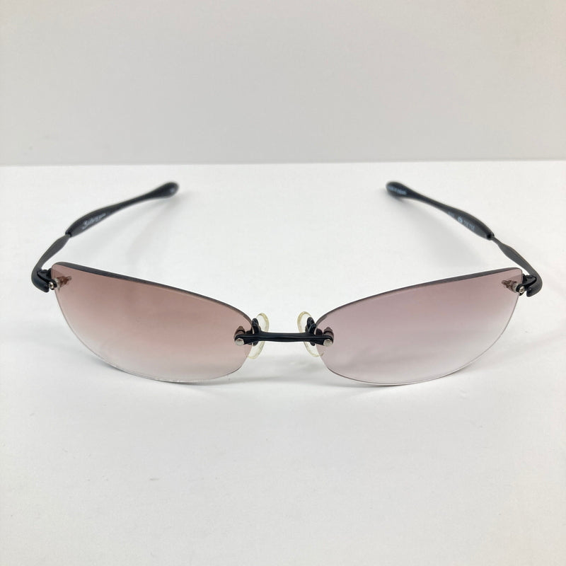 【現状渡し品】【メンズ】 TSETSE ツェツェ × SUGIZO スギゾー 別注 コラボ SUNGLAS サングラス アイウェア アクセサリー 888本限定 シリアルナンバー入り 203-260804-kk-35-hon サイズ：表記無し カラー：ブラック 万代Net店
