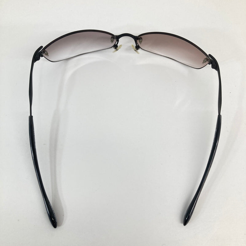 【現状渡し品】【メンズ】 TSETSE ツェツェ × SUGIZO スギゾー 別注 コラボ SUNGLAS サングラス アイウェア アクセサリー 888本限定 シリアルナンバー入り 203-260804-kk-35-hon サイズ：表記無し カラー：ブラック 万代Net店