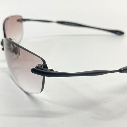 【現状渡し品】【メンズ】 TSETSE ツェツェ × SUGIZO スギゾー 別注 コラボ SUNGLAS サングラス アイウェア アクセサリー 888本限定 シリアルナンバー入り 203-260804-kk-35-hon サイズ：表記無し カラー：ブラック 万代Net店