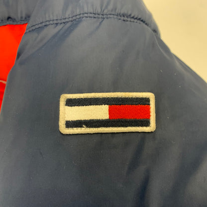 【中古品】【メンズ】 TOMMY JEANS トミージーンズ 4500324935 TECHNICAL FIBERS HOODED DOWN JACKET テクニカル ファイバーズ フーデッド ダウン ジャケット アウター 147-260910-cs-10-izu サイズ：M カラー：ネイビー 万代Net店