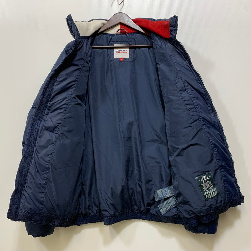 【中古品】【メンズ】 TOMMY JEANS トミージーンズ 4500324935 TECHNICAL FIBERS HOODED DOWN JACKET テクニカル ファイバーズ フーデッド ダウン ジャケット アウター 147-260910-cs-10-izu サイズ：M カラー：ネイビー 万代Net店