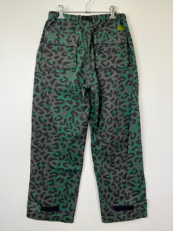 【中古品】【メンズ】 XLARGE エクストララージ EASY CUSTOM CARGO PANTS 101234031013 レオパード イージー カスタム カーゴ パンツ ボトムス 153-260808-SH-13-hon サイズ：S カラー：グリーン/グレー 万代Net店
