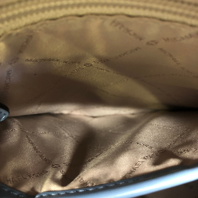 【中古美品】【レディース】 MICHAEL KORS マイケルコース JAYCEE MEDIUM ZIP POCKET BACKPACK 35S2G8TB2V ジェイシー ミディアム ジップポケット バックパック リュック カバン 188-260808-kk-09-hon カラー：ライトブルー 万代Net店