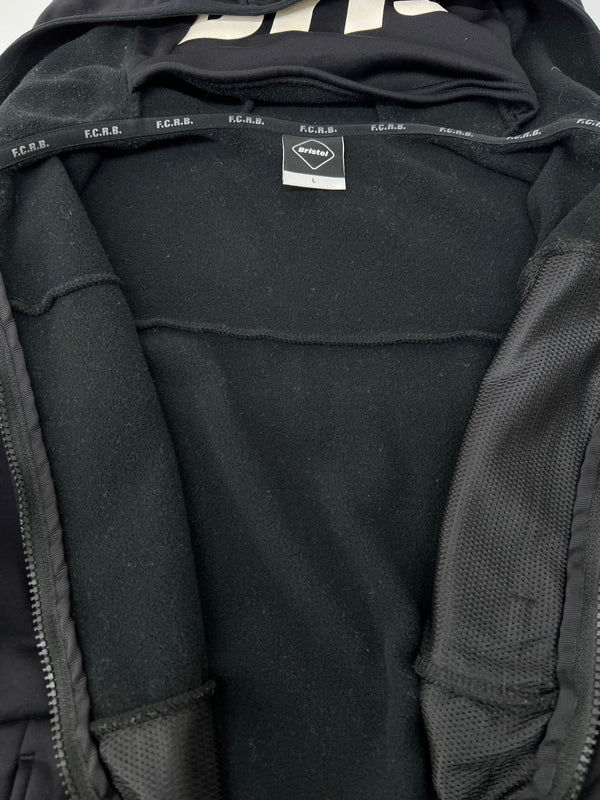【中古品】【メンズ】 F.C.R.B. エフシーアールビー 18AW POLARTEC FLEECE ZIP UP GAITER HOODY FCRB-189036 ポーラーテック フリース ジップアップ ゲイターフーディー ライトアウター ジャケット 142-260628-kk-10-hon サイズ：L カラー：ブラック 万代Net店