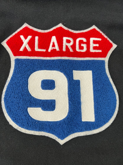 【中古品】【メンズ】 XLARGE エクストララージ 23AW XL 91 HOODED SWEATSHIRT 101234012023 XL91 フーデッドスウェットシャツ トップス プルオーバーフーディー パーカー 142-260628-kk-11-hon サイズ：XL カラー：ブラック 万代Net店