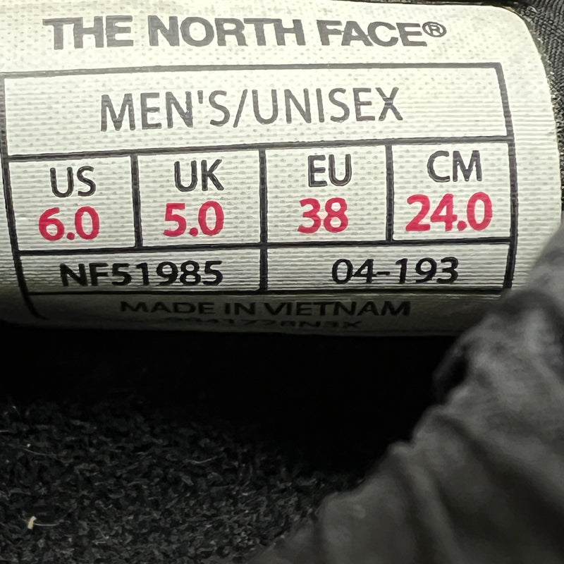 【中古品】【レディース】 THE NORTH FACE ザ・ノースフェイス NSE TRACTION LITE MOC IV NF51985 ヌプシトラクションライトモックIV スノーシューズ 靴 165-260807-kk-05-hon カラー：TNF BLACK/TNF BLACK 万代Net店