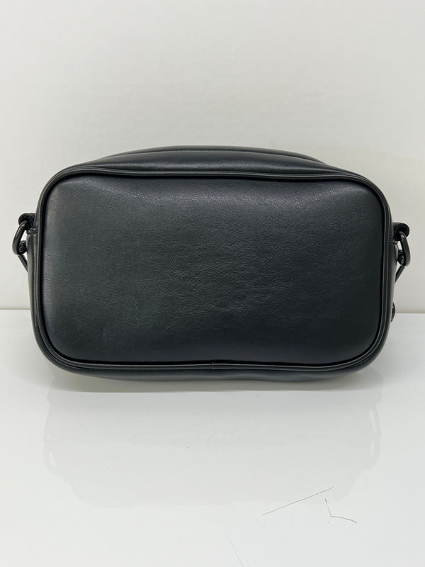 【中古品】【メンズ/レディース】 DIESEL ディーゼル HOLI-D CAMERA BAG カメラバッグ カバン ボディバッグ 188-260815-kk-12-hon カラー：ブラック 万代Net店