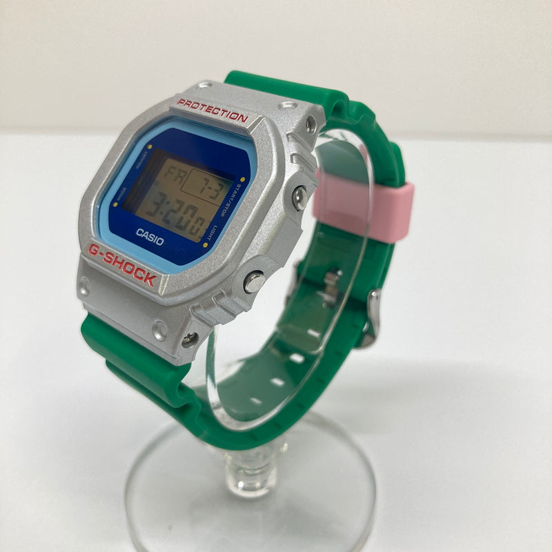 【中古品】【メンズ】 CASIO カシオ G-SHOCK DIGITAL 5600 SERIES DW-5600EU-8A3JF ジーショック デジタル クォーツ 腕時計 196-260804-kk-09-hon カラー：マルチカラー 万代Net店