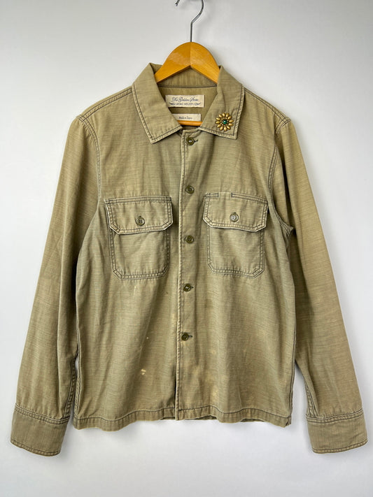 【中古品】【メンズ】 REMI RELIEF レミレリーフ L/S FLOWER STUDS MILITARY SHIRT ロングスリーブ フラワースタッズ ミリタリーシャツ 長袖 トップス 140-260803-kk-25-hon サイズ：M カラー：カーキ 万代Net店