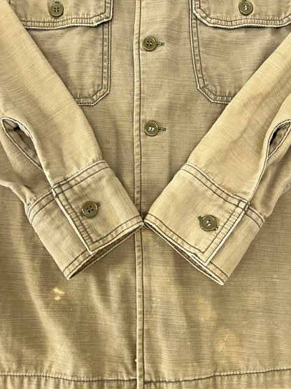 【中古品】【メンズ】 REMI RELIEF レミレリーフ L/S FLOWER STUDS MILITARY SHIRT ロングスリーブ フラワースタッズ ミリタリーシャツ 長袖 トップス 140-260803-kk-25-hon サイズ：M カラー：カーキ 万代Net店