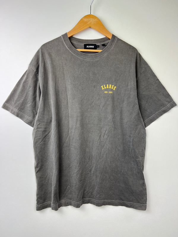 【中古品】【メンズ】 XLARGE エクストララージ 22SS EAGLE LOGO S/S TEE 101222011049 イーグルロゴ ショートスリーブ Tシャツ 半袖 トップス 147-260803-kk-33-hon カラー：チャコール 万代Net店