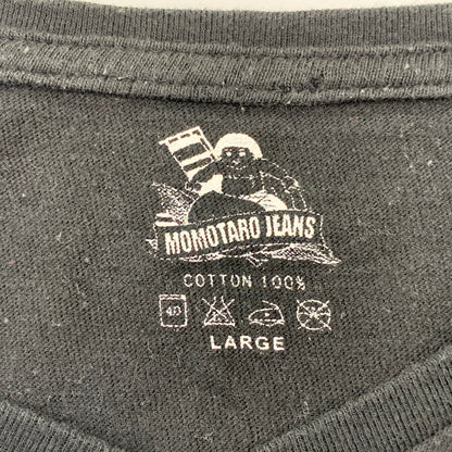 【中古品】【メンズ】 MOMOTARO JEANS 桃太郎ジーンズ VNECK S/S TEE Vネック ショートスリーブ Tシャツ 出陣 半袖 145-260721-as-13-izu サイズ：L カラー：ブラック 万代Net店