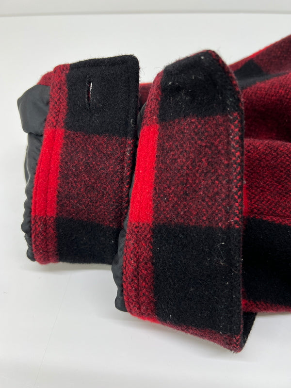 【中古品】【メンズ】 FAT エフエーティー Hooded Buffalo Check Shirt F31121-JK35-AB フーデッドバッファローチェックシャツ トップス ロングスリーブシャツ 142-260809-SH-11-hon サイズ：TITCH カラー：レッド ブラック グレー 万代Net店