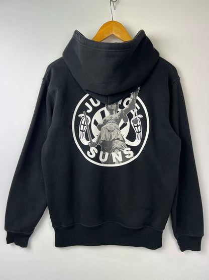 【中古品】【メンズ】 ANDSUNS アンドサンズ × JUSTICE ジャスティス 別注 コラボ LADY JUSTICESUNS PULLOVER HOODIE レディー ジャスティスサンズ プルオーバーフーディー トップス プルオーバーパーカー 147-260803-kk-30-hon カラー：ブラック 万代Net店
