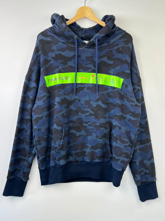 【現状渡し品】【メンズ】 STUDIO SEVEN スタジオセブン Limited Bar Camo Hoodie 70863888 リミテッドバーカモフーディー トップス 142-260809-SH-01-hon サイズ：M カラー：ネイビー系 万代Net店