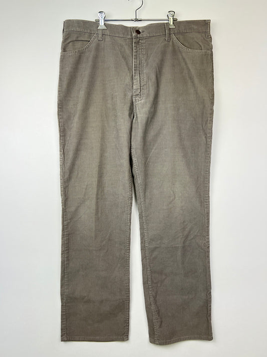 【中古品】【メンズ】 JCPenney ジェーシーペニー Straight Corduroy Pants 5234968 ストレート コーデュロイ パンツ ボトムス 157-260808-SH-08-hon サイズ：40×32 カラー：グレー 万代Net店