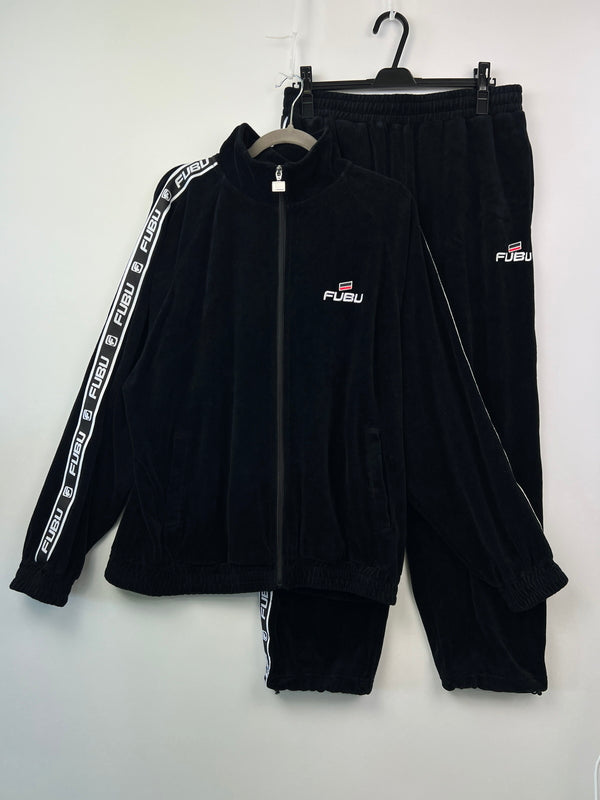 【中古品】【メンズ】 FUBU フブ VELOR TRACK JACKET & VELOR PANTS FAM-42712/FAM-42509 SET UP ベロアトラックパンツ ＆ ベロアパンツ セットアップ ジャージ 170-260705-kk-05-hon サイズ：L カラー：ブラック 万代Net店
