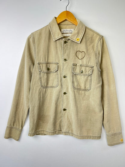 【現状渡し品】【メンズ】 REMI RELIEF レミレリーフ L/S STUDS MILITARY SHIRT ロングスリーブ スタッズ ミリタリーシャツ 長袖 トップス 140-260803-kk-24-hon サイズ：S カラー：カーキ 万代Net店